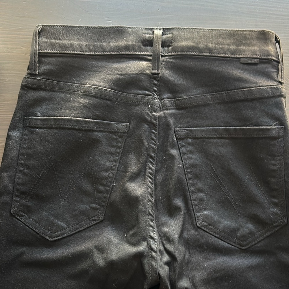 Mother “the swooner ankle” shiny black denim jeans.
